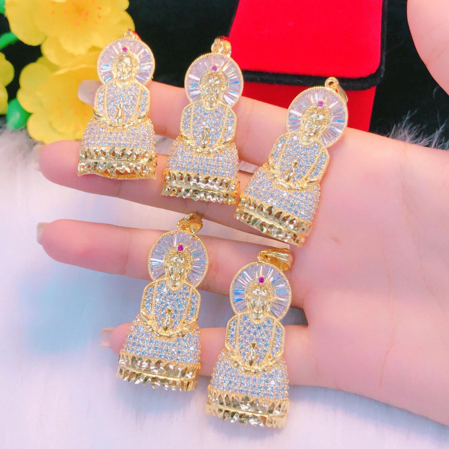 Mặt Dây Chuyền ( Không Có Dây )  Nữ Đẹp, mặt dây nữ mạ vàng mạ bạch kim thật cao cấp quan âm bồ tát dát đá pha lê sáng siêu lấp lánh lung linh mang tài lộc may mắn bình an