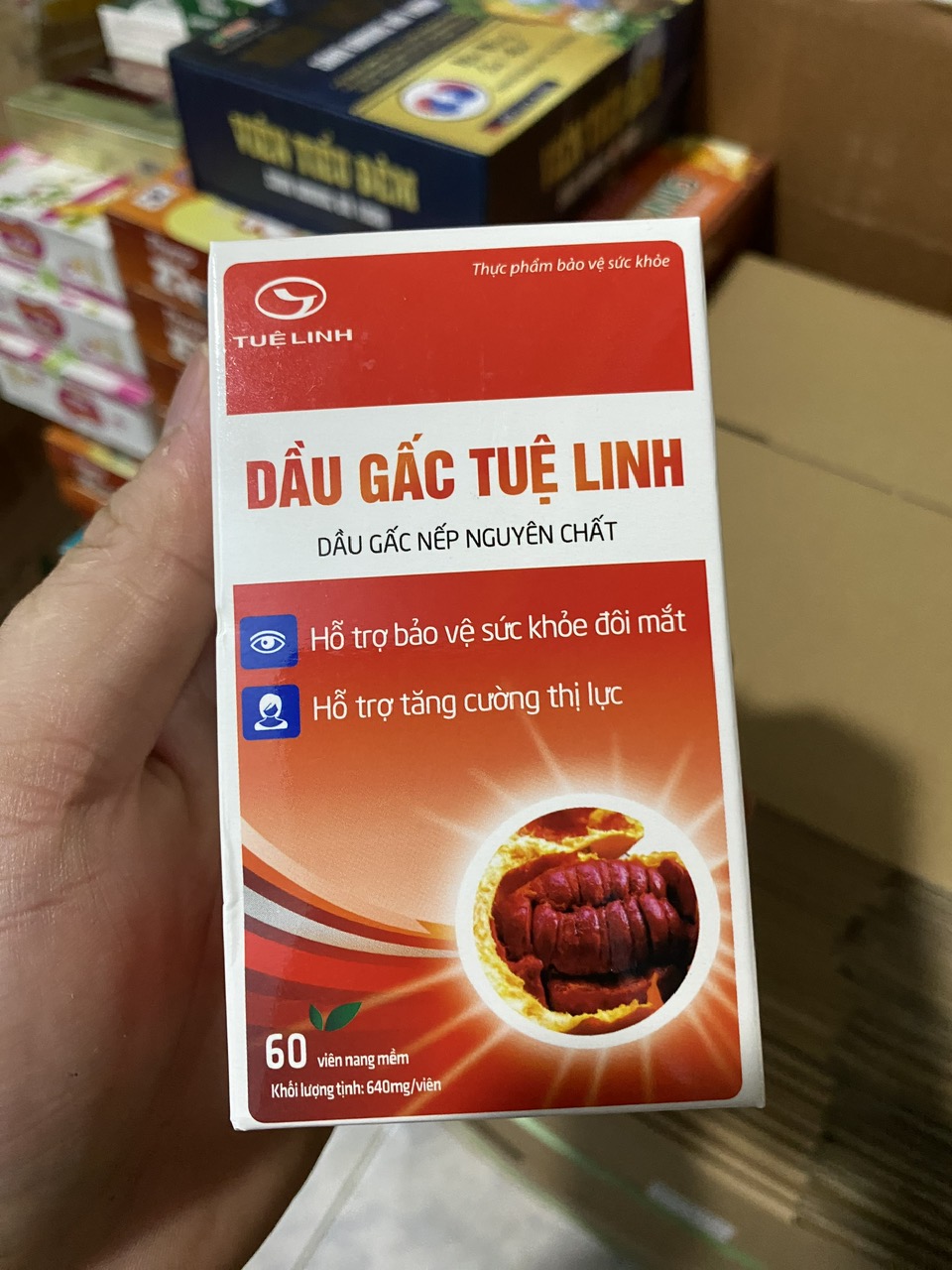 Dầu gấc Tuệ Linh - Giúp sáng mắt đẹp da viên