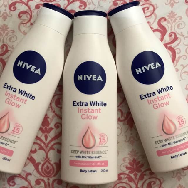 Sữa dưỡng thể Nivea Extra White