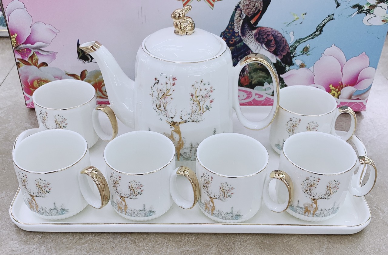 BỘ BÌNH CỐC KÈM KHAY TRẮNG HÌNH HƯƠU