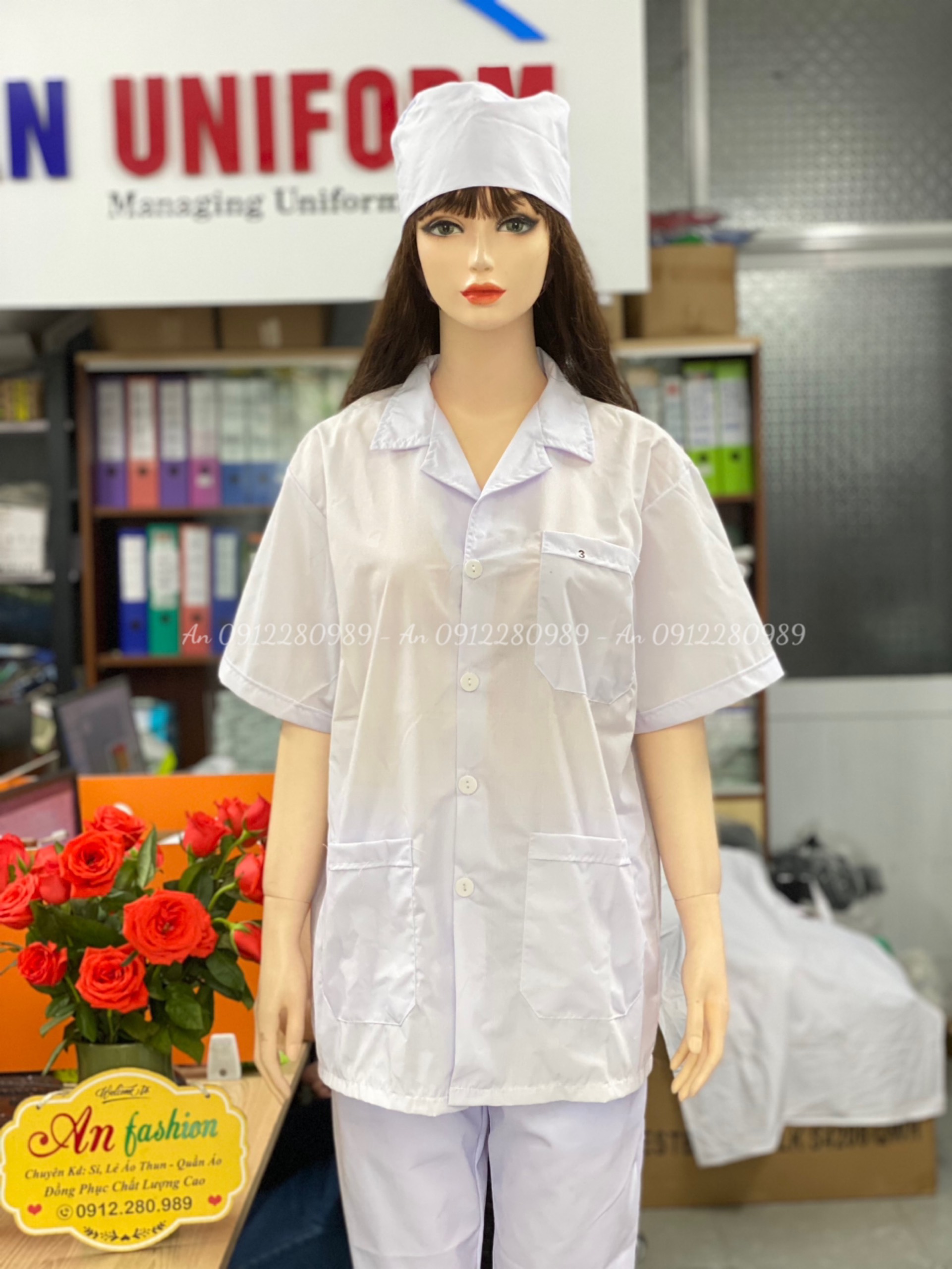Áo blouse y tế form rộng nam nữ tay ngắn vải kate 3 túi vuông_ Hình chụp thật