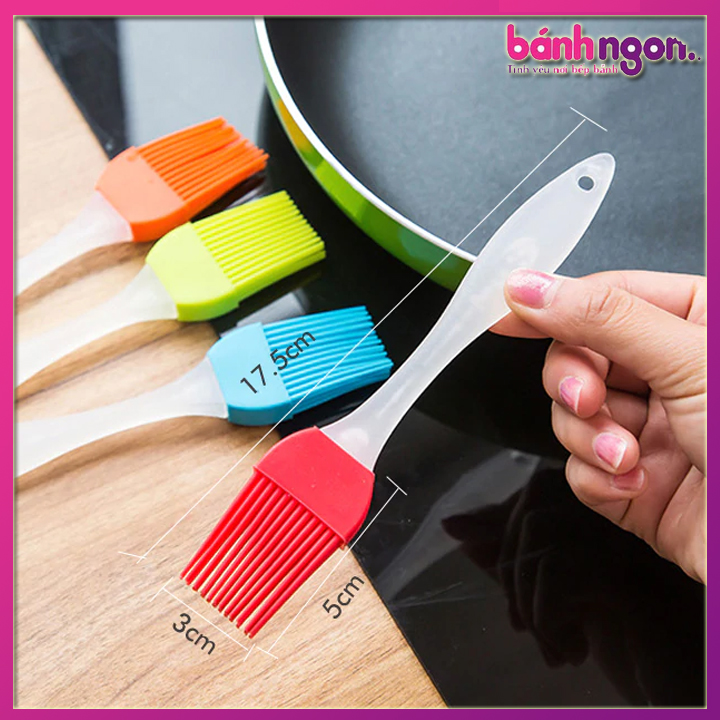 Cọ Chổi Nhựa Quét Dầu Mỡ, Nước Sốt, Mặt Bánh Silicone Cán Nhựa 17cm (Màu Ngẫu Nhiên)