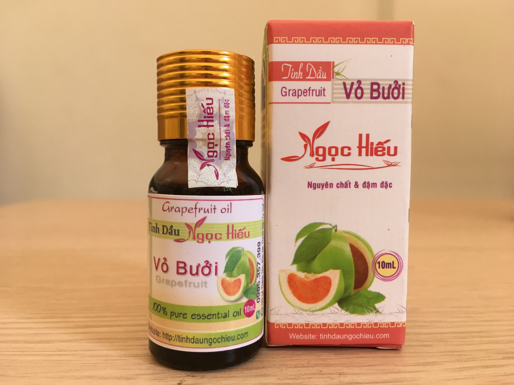 Tinh dầu vỏ bưởi Ngọc Hiếu 10ml