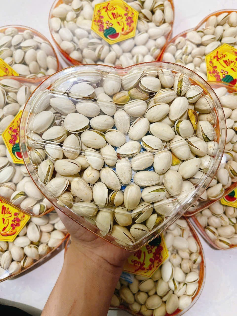 HẠT DẺ CƯỜI KHAY TẾT TRÁI TIM 250~GAM
