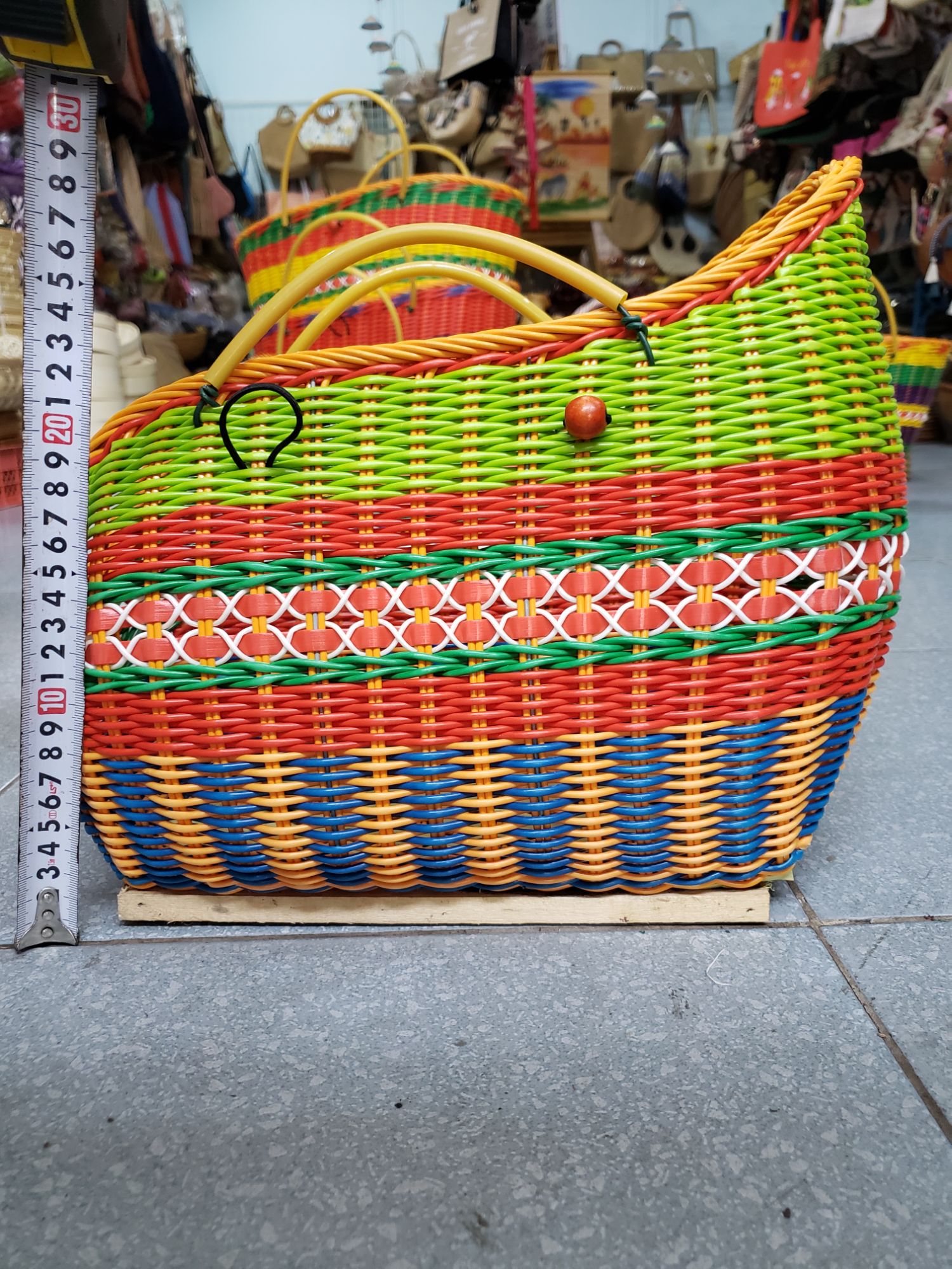 Giỏ Gà chó , mèo , gà
