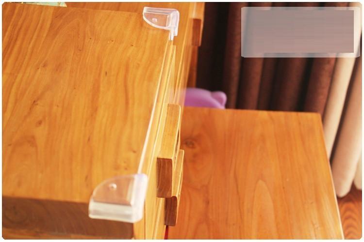 COMBO 12 Chiếc Kẹp Góc Bàn Silicon(vuông)