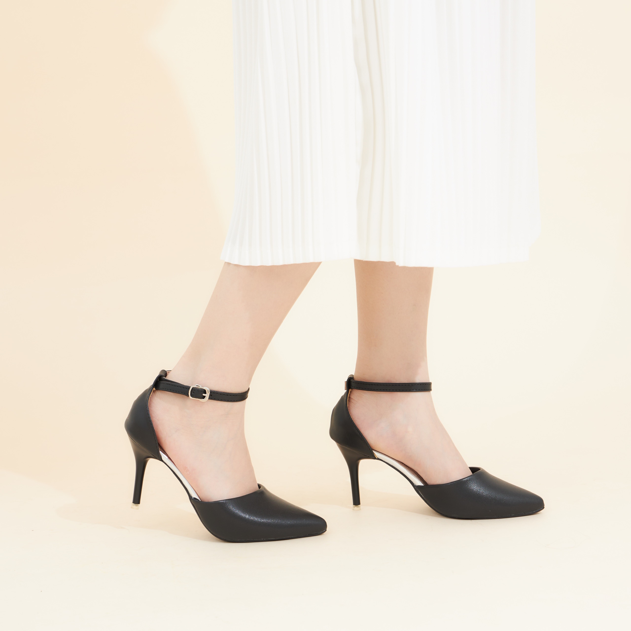 Giày MWC 3738 - Giày Sandal Cao Gót Đế Nhọn 7CM Bít Mũi