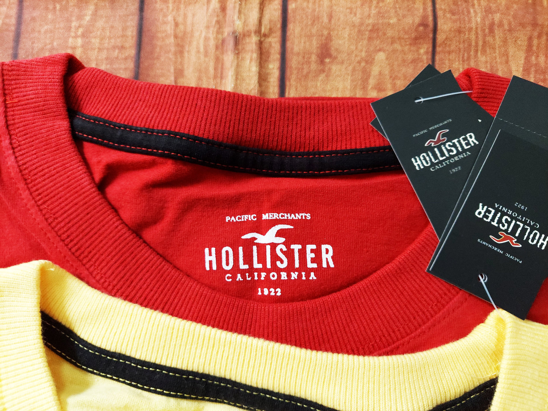 Áo thun Hollister vạt bầu