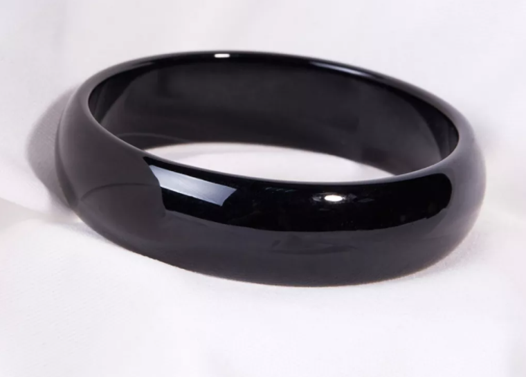 [HCM]Vòng tay nữ đá mã não đen liền khối Ni 52 - 56 mệnh thủy mộc (màu đen)