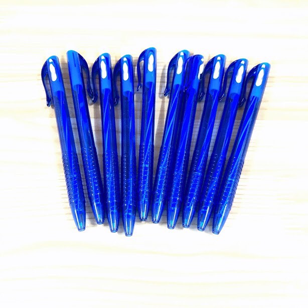 Bút bi mực xanh vỏ màu xanh hộp hình con gấu m2t