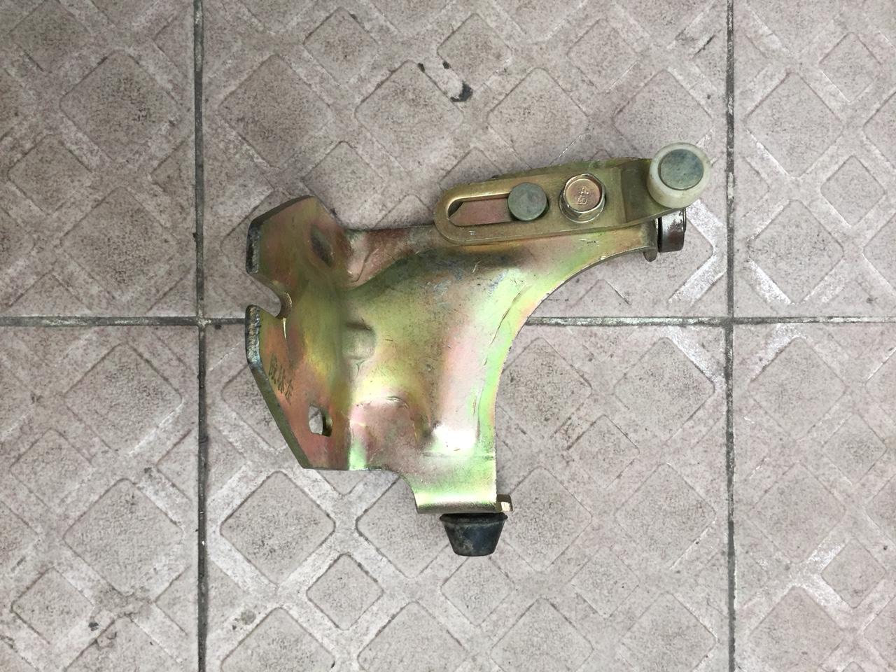 Trượt Cửa lùa dưới Suzuki Carry / Daewoo Damas