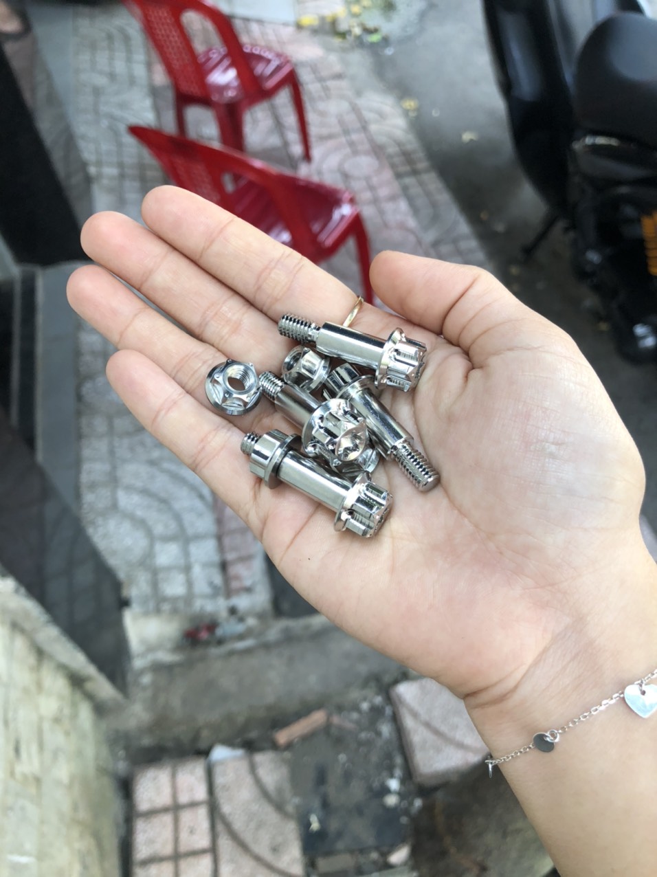 [HCM]ỐC TAY THẮNG INOX SALAYA