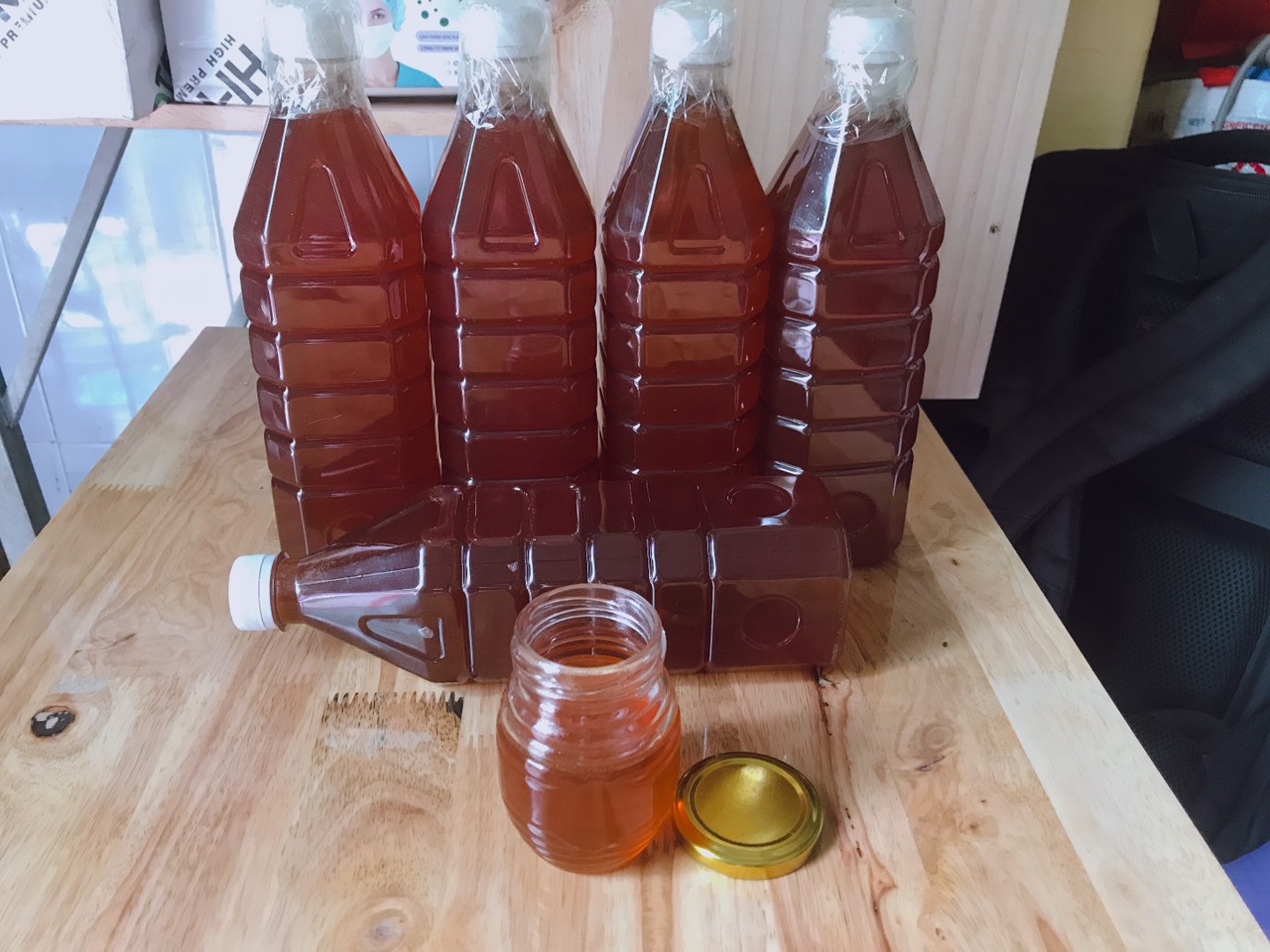 [HCM]1 LÍT MẬT ONG HOA CÀ PHÊ GIA LAI (CHAI NHỰA)