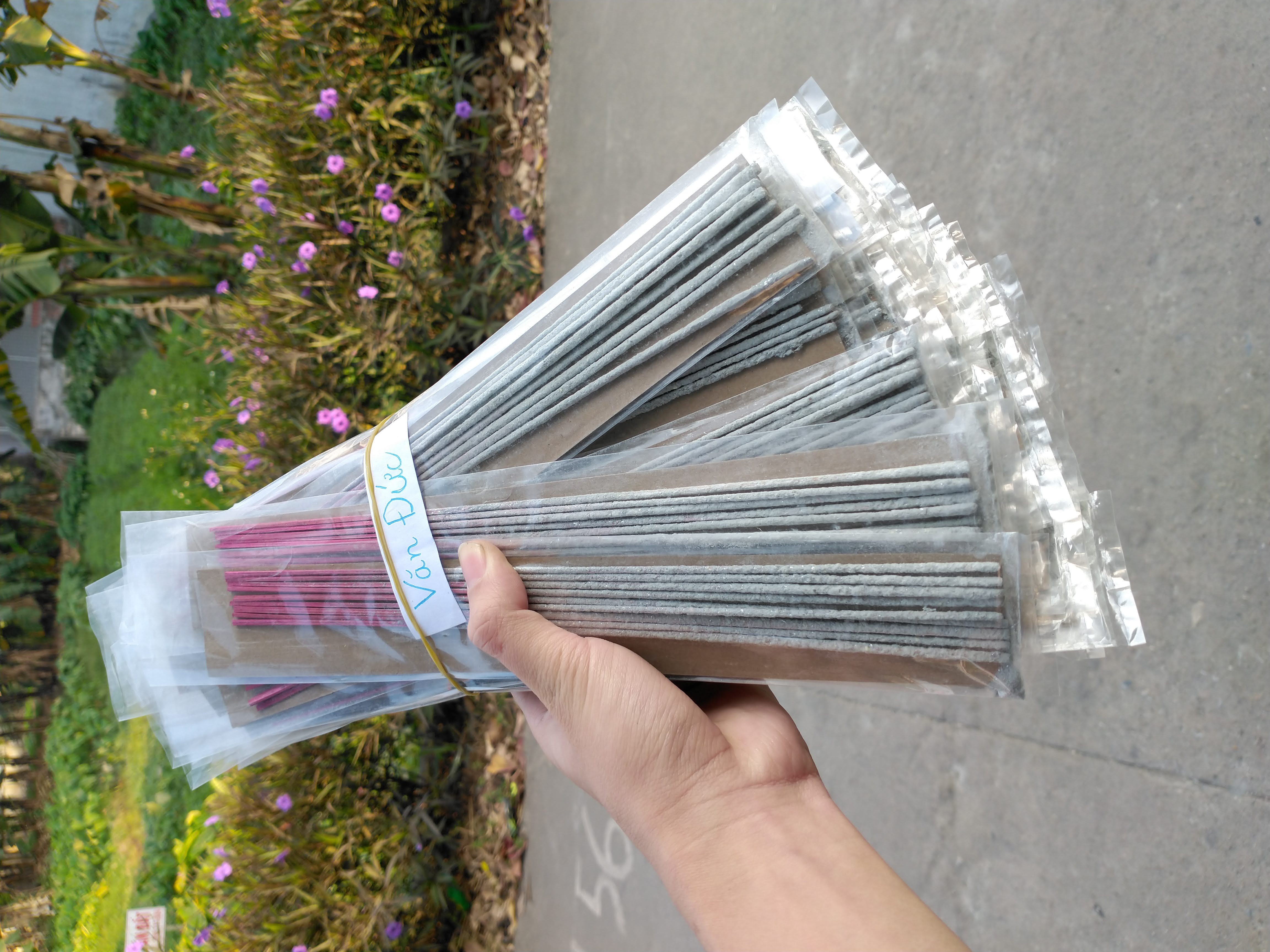 Combo 50 túi Pháo Bông Que Gỗ 100% hàng mới 2023