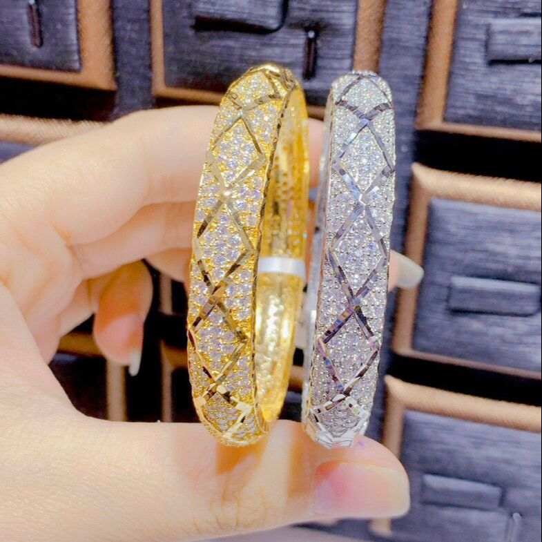 Lắc Tay Vàng 18k lắc tay mạ vàng cao cấp, vòng tay vàng non 24k, vòng tay nữ xinh xắn TRANG SỨC GADO L007 -  CAM KẾT KHÔNG ĐEN