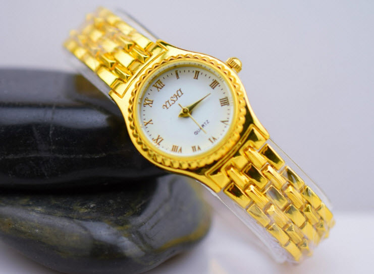 Clock dial classic gold chảnh
