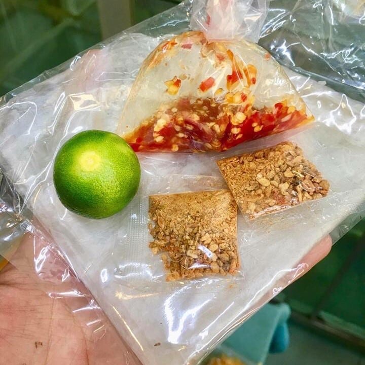 Bánh tráng sa tế siêu cay