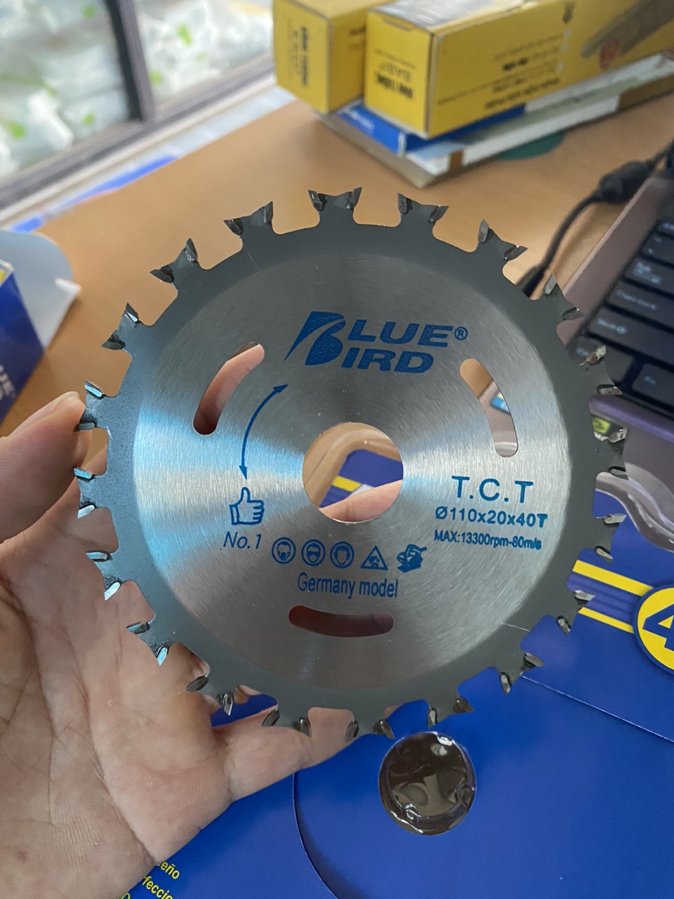 Lưỡi cắt gỗ 2 chiều Blue Bird 110 Loai j tốt