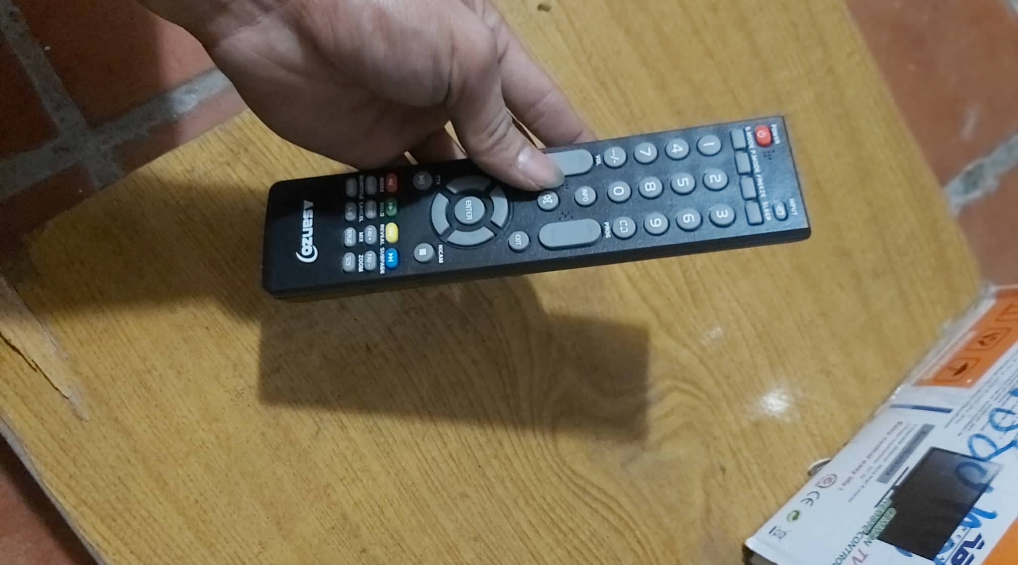 remote ti vi asanzo dày