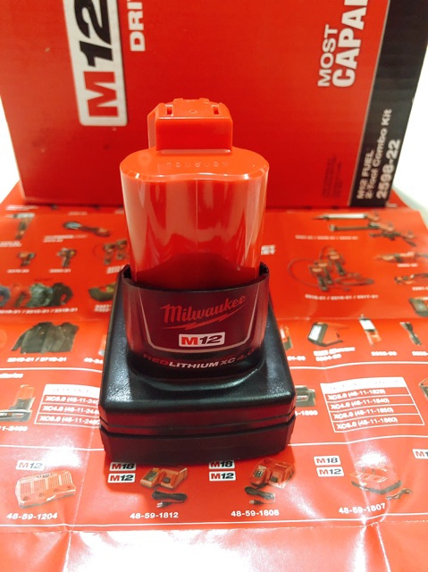 [HCM]Pin milwaukee 12v -4ah