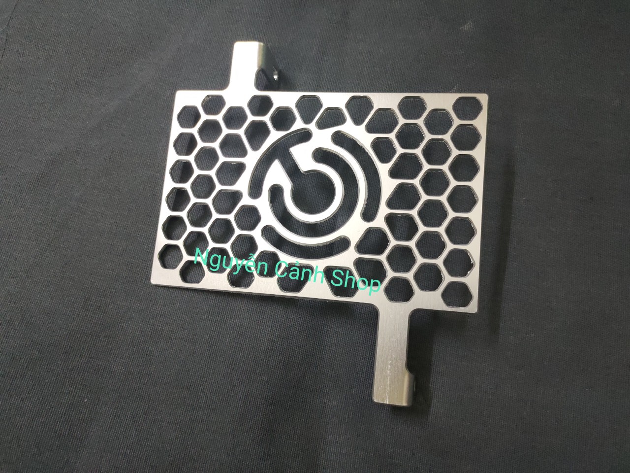 che két nước exciter 155 nhôm CNC