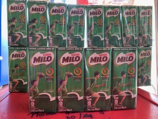 Lốc 4 hộp sữa milo Nestle sữa lúa mạch 180ml thumbnail