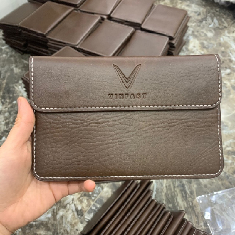 Ví đựng giấy tờ ô tô đăng kiểm in logo hãng Vinfast