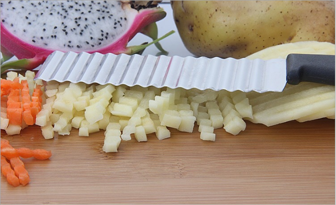 DAO CẮT SỢI CŨ QUẢ TIỆN DỤNG