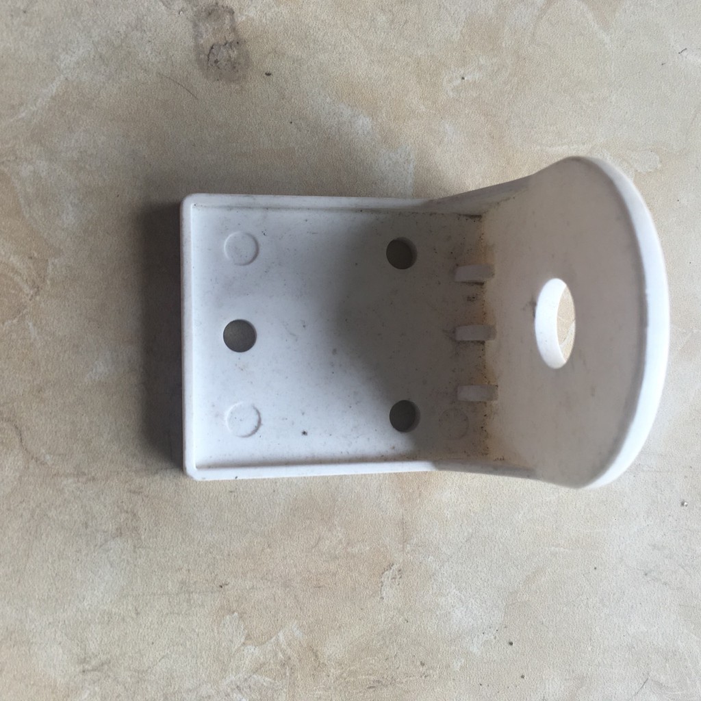 Giá đỡ vòi máy lọc nước