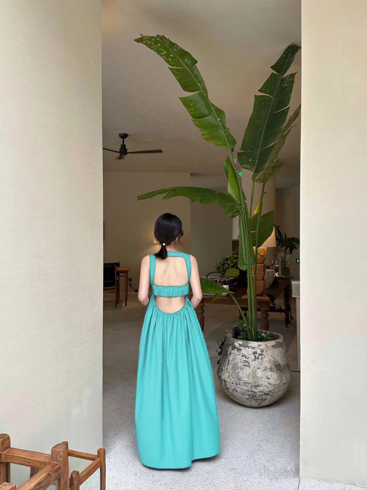 Đầm Maxi hở lưng có lưng chun phía sau