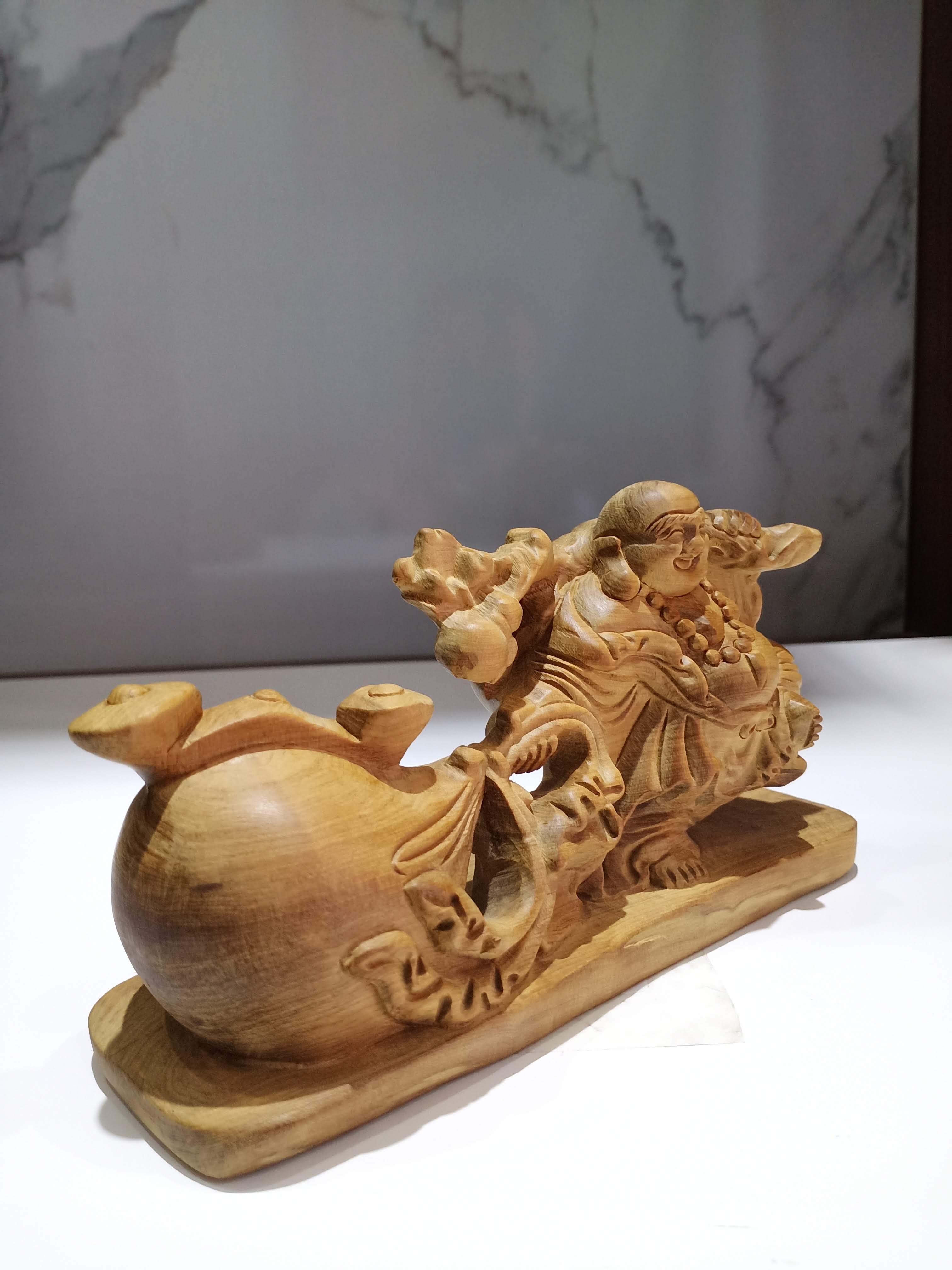 Tượng phật di lặc