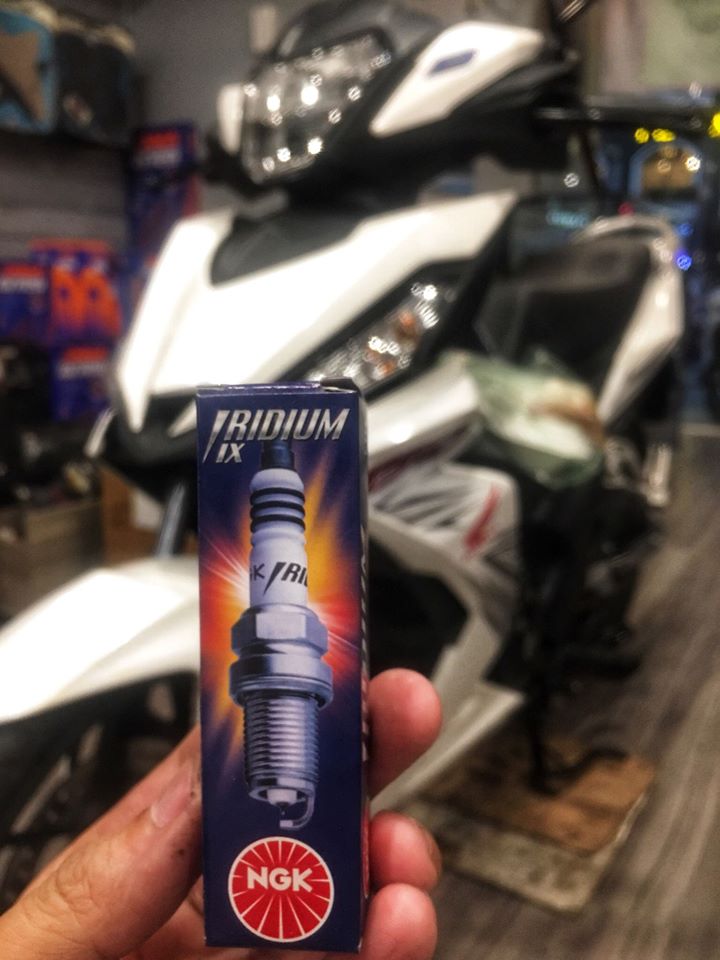 [Motoworld Phân Phối] NGK Bugi CPR9EAIX-9 Iridium IX