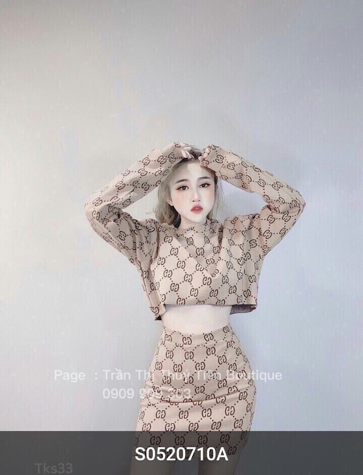 [HCM]Set Bộ Áo CropTop Tay Dài In Họa Tiết & Chân Váy Ngắn Bó Siêu Dễ Thương . Qc