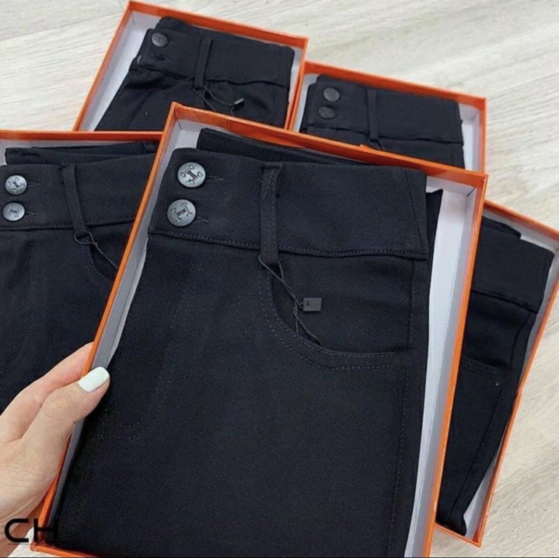 Quần Legging 2 Khuy Lưng Cao Chất Umi Dày Dặn Siêu Co Giãn