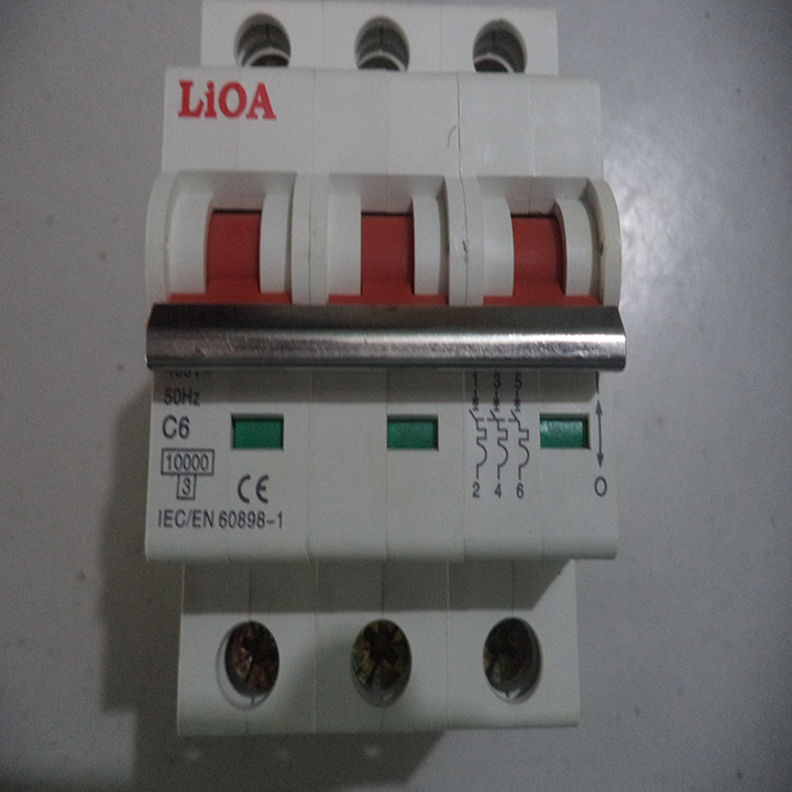 Cầu dao tự động aptomat 3 pha Lioa 63A,32A,16A,10A,6A (Aptomat 3 cực)