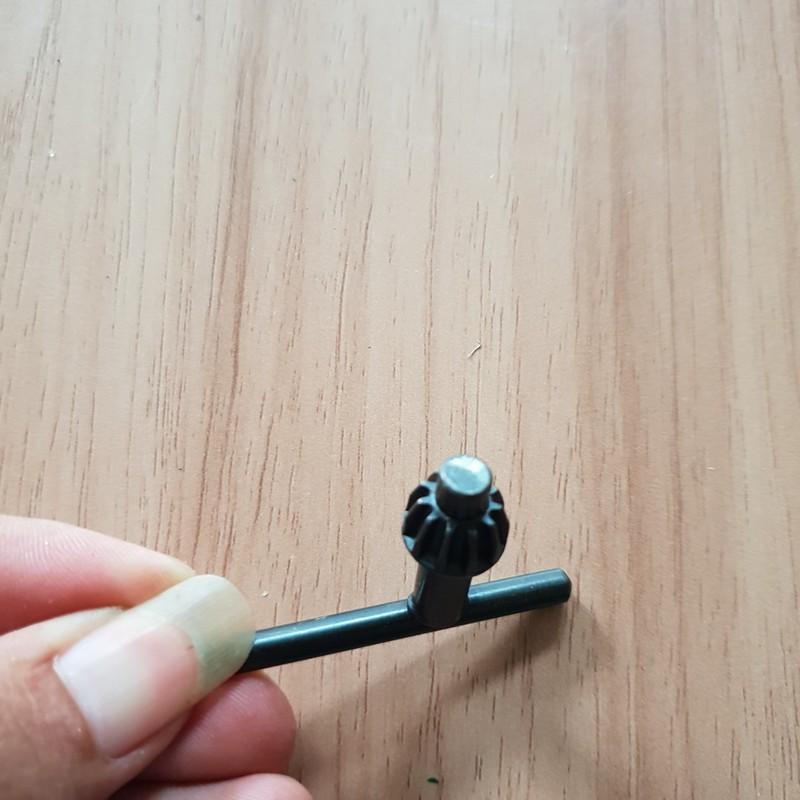 Tay khóa đầu kẹp mũi khoan 13mm