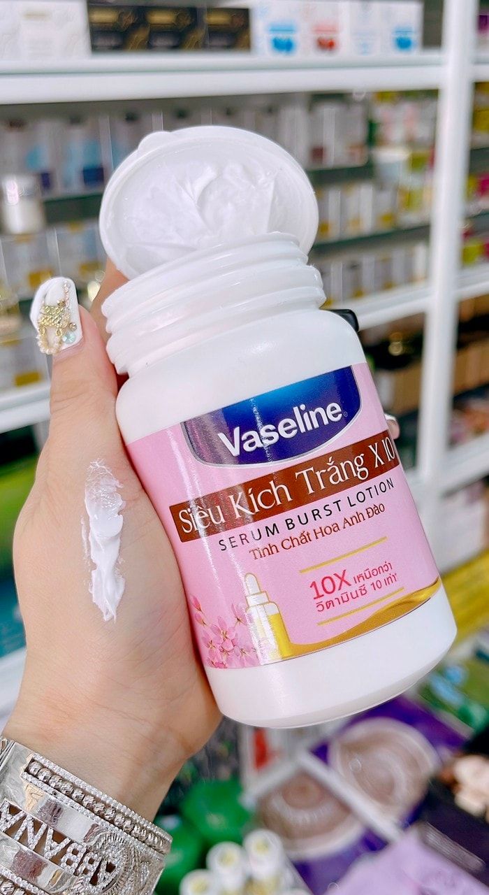 Kem kích trắng vaseline 10x 2 màu