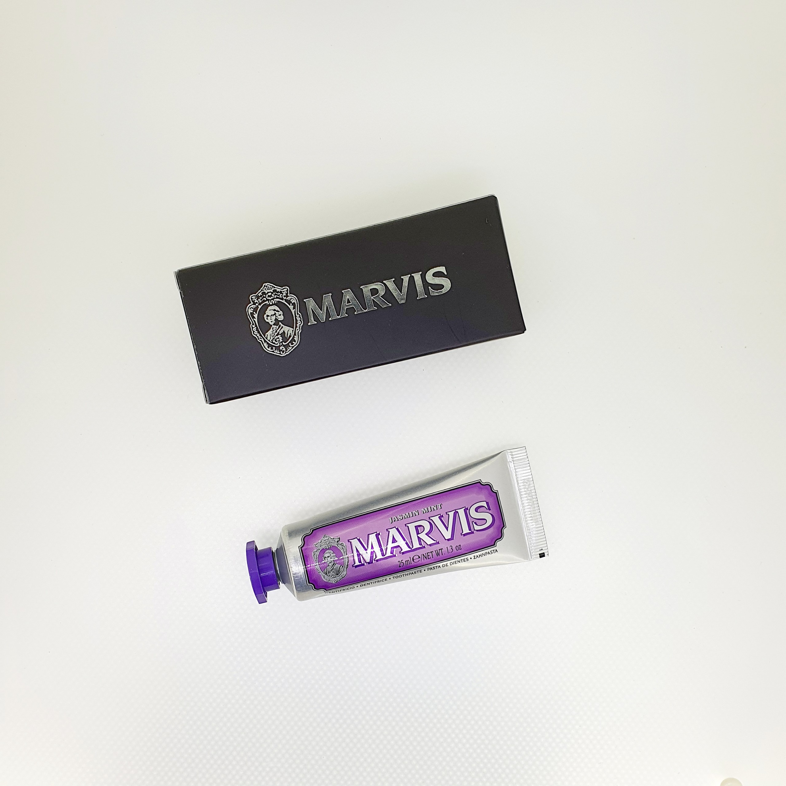 Kem đánh răng Marvis Jasmin Mint 25ml