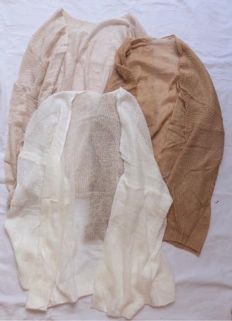 Áo khoác cardigan mỏng đi biển