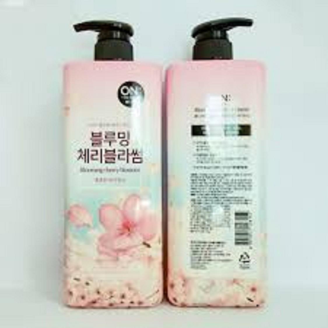 Sữa tắm hương nước hoa On The Body Hàn Quốc Hương hoa anh đào 900G