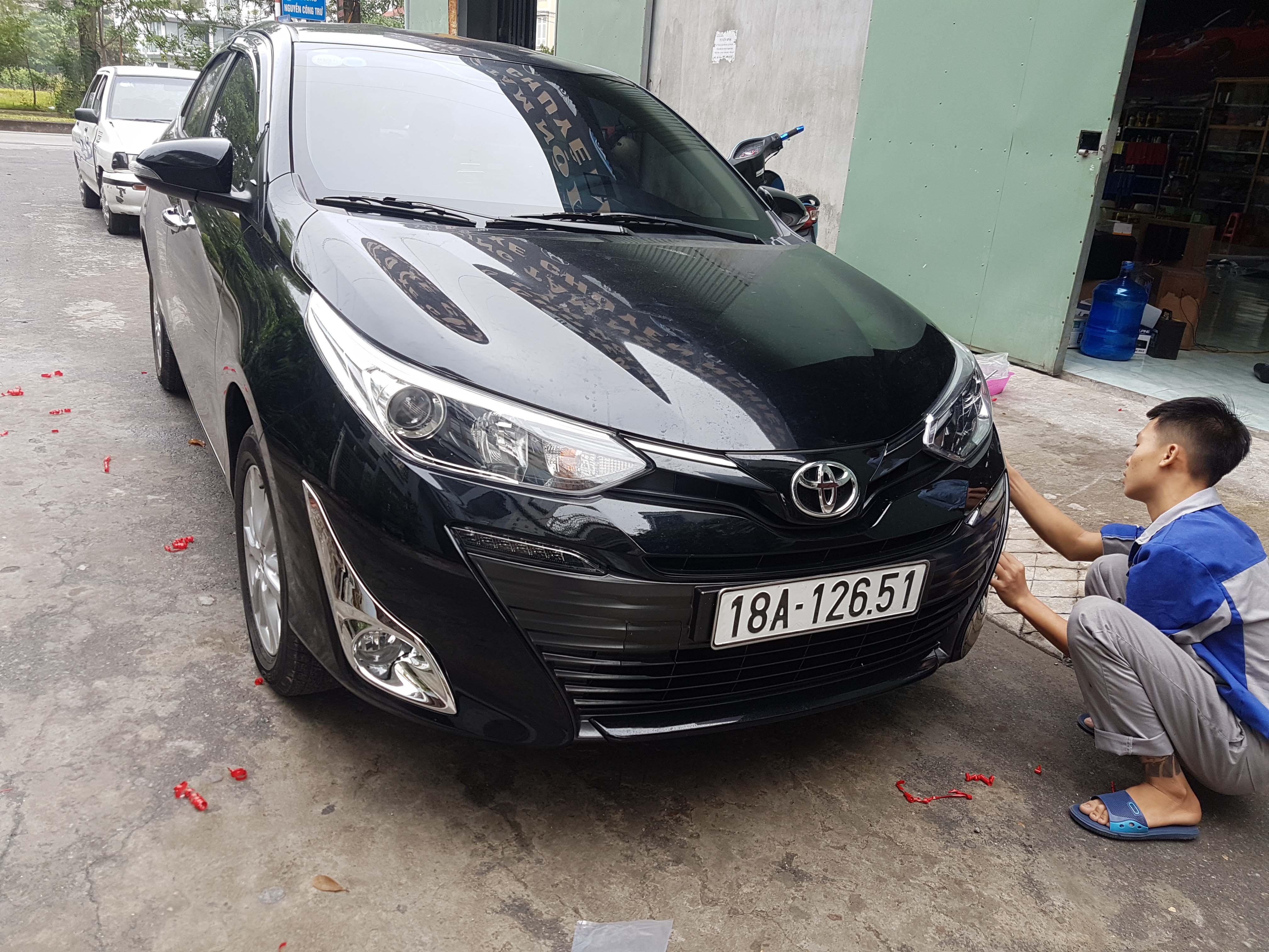 Ốp đèn gầm Toyota Vios 2019