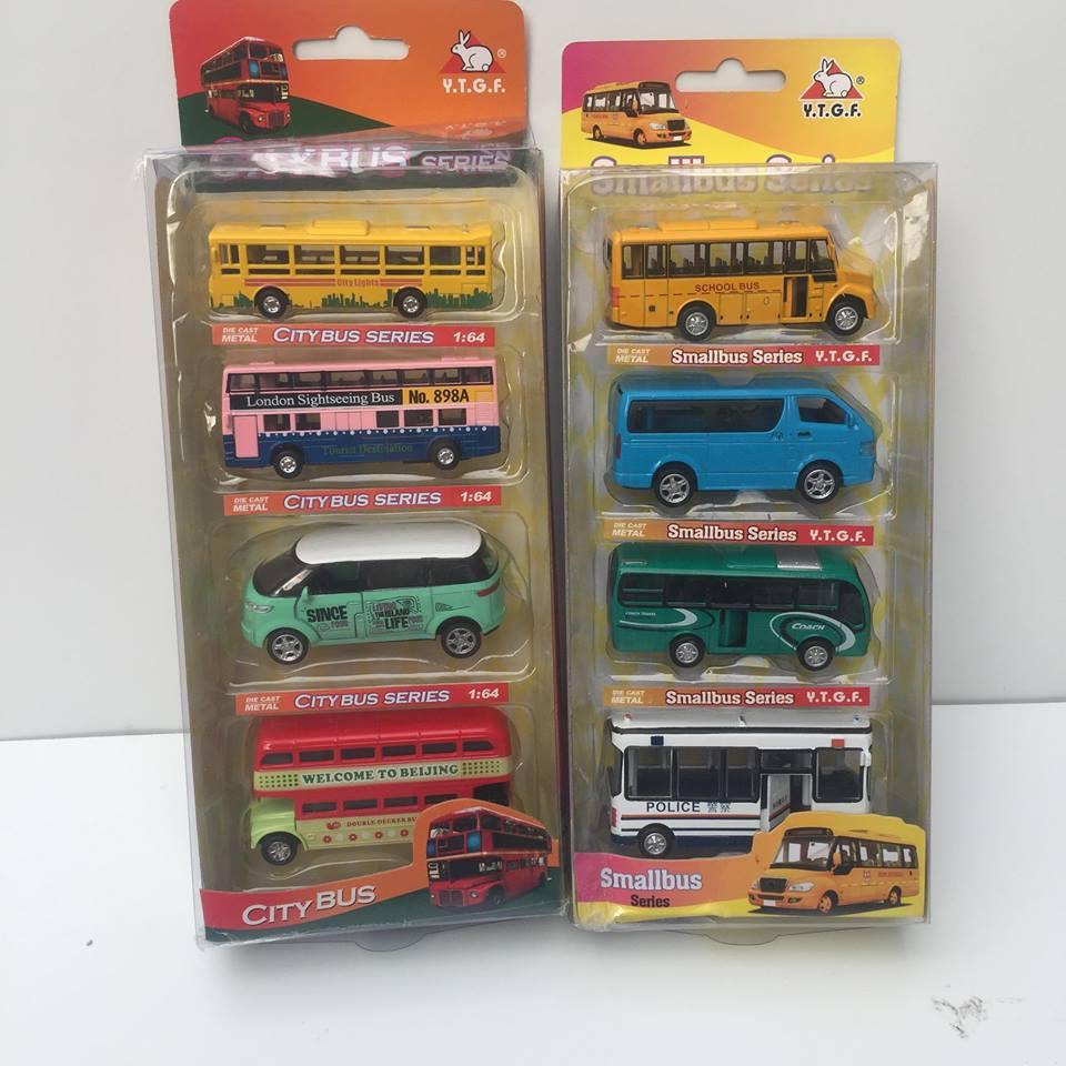 Set 4 chiếc xe bus trường học bằng sắt, mở cánh