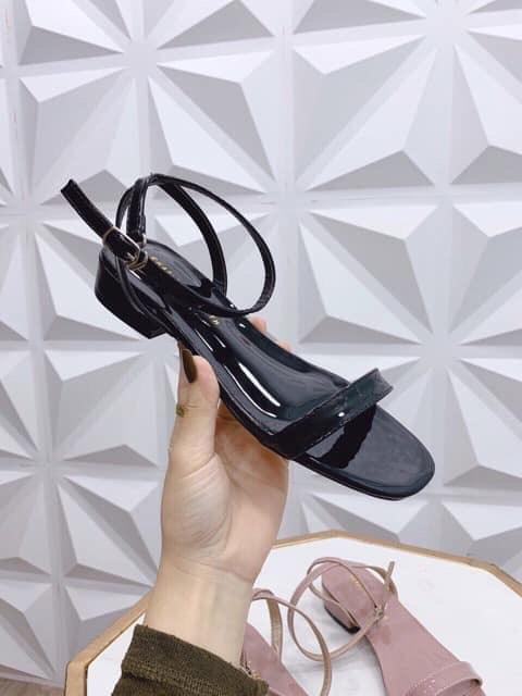 [RẺ VÔ ĐỊCH] GIÀY SANDAL QUAI MẢNH DA BÓNG ĐẾ BỆT DỄ ĐI PHÙ HỢP VỚI MỌI LỨA TUỔI-405