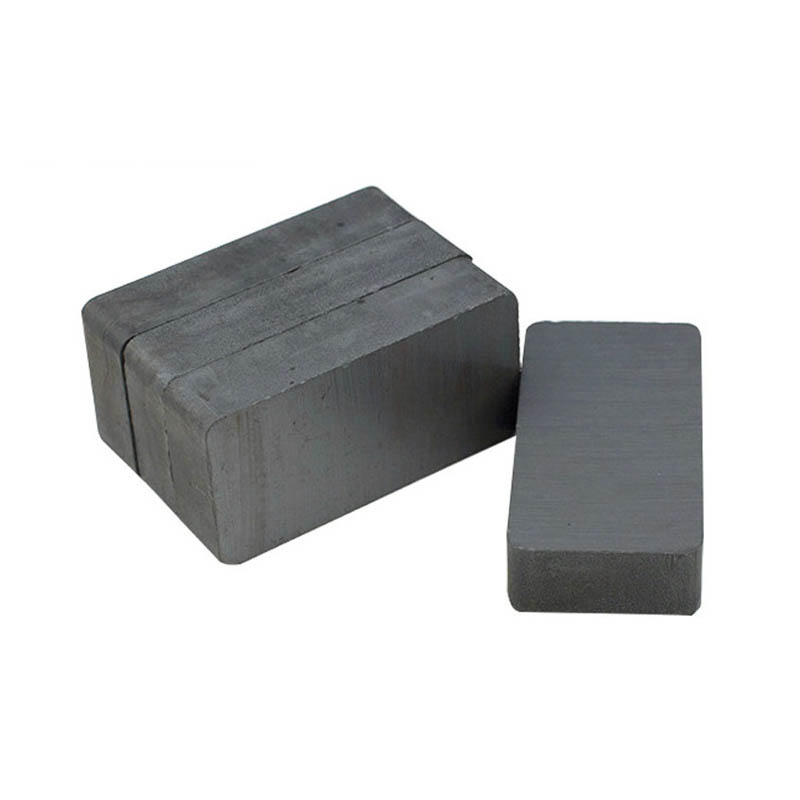 Nam châm đen kích thước 40x25x10mm