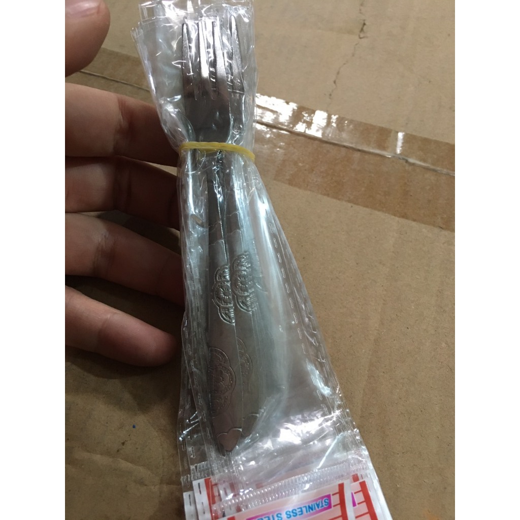 Dĩa inox ăn hoa quả đa năng