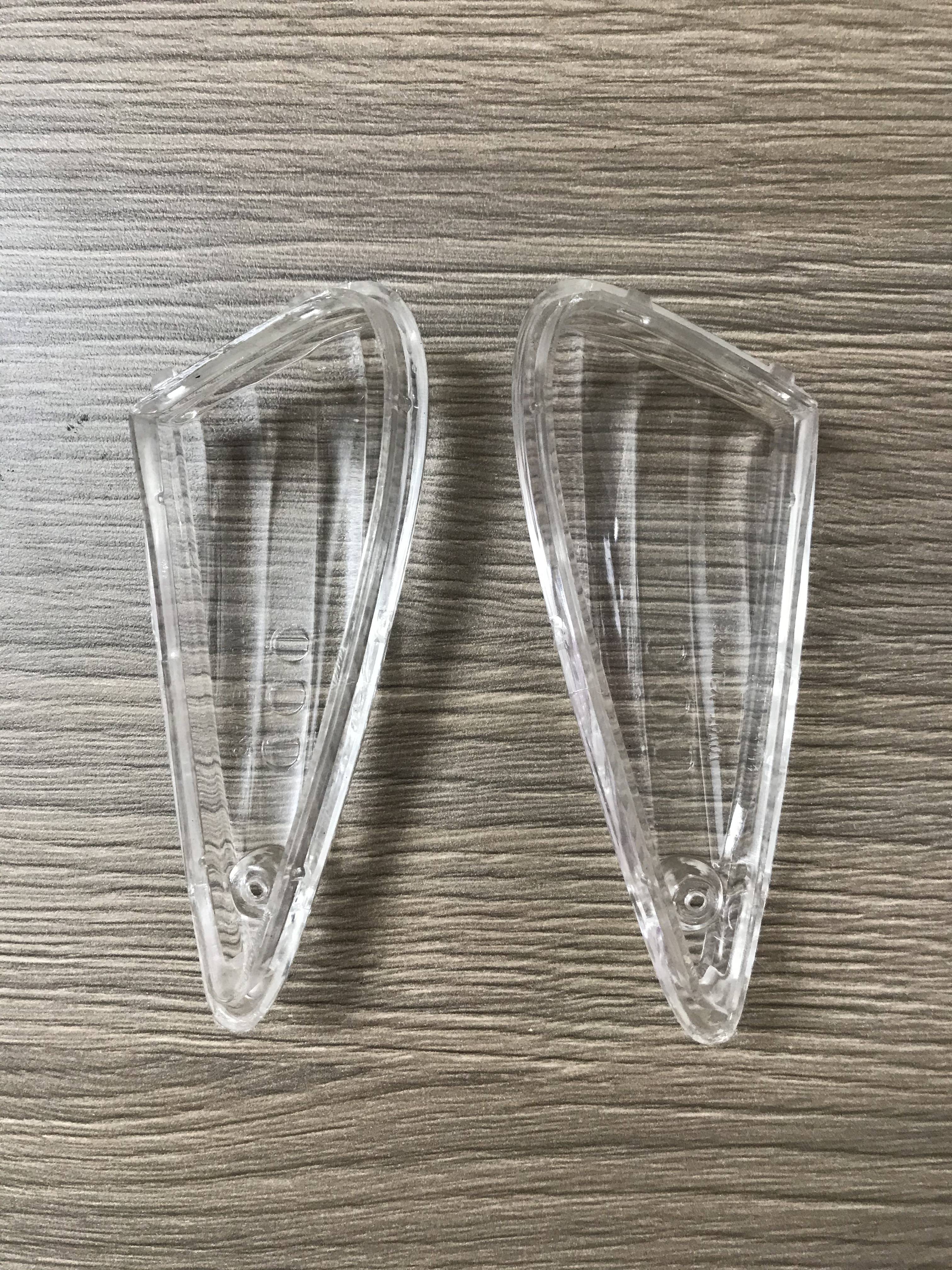 [HCM]Chụp xi nhan trước Fu neo ( loại 1 )