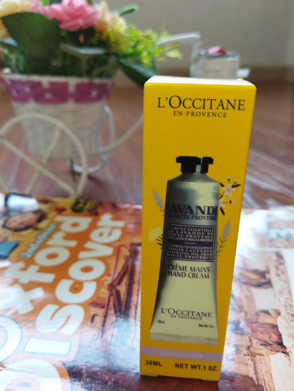 [HỘP 8 TUÝP ] Kem dưỡng da tay thần thánh L’Occitane