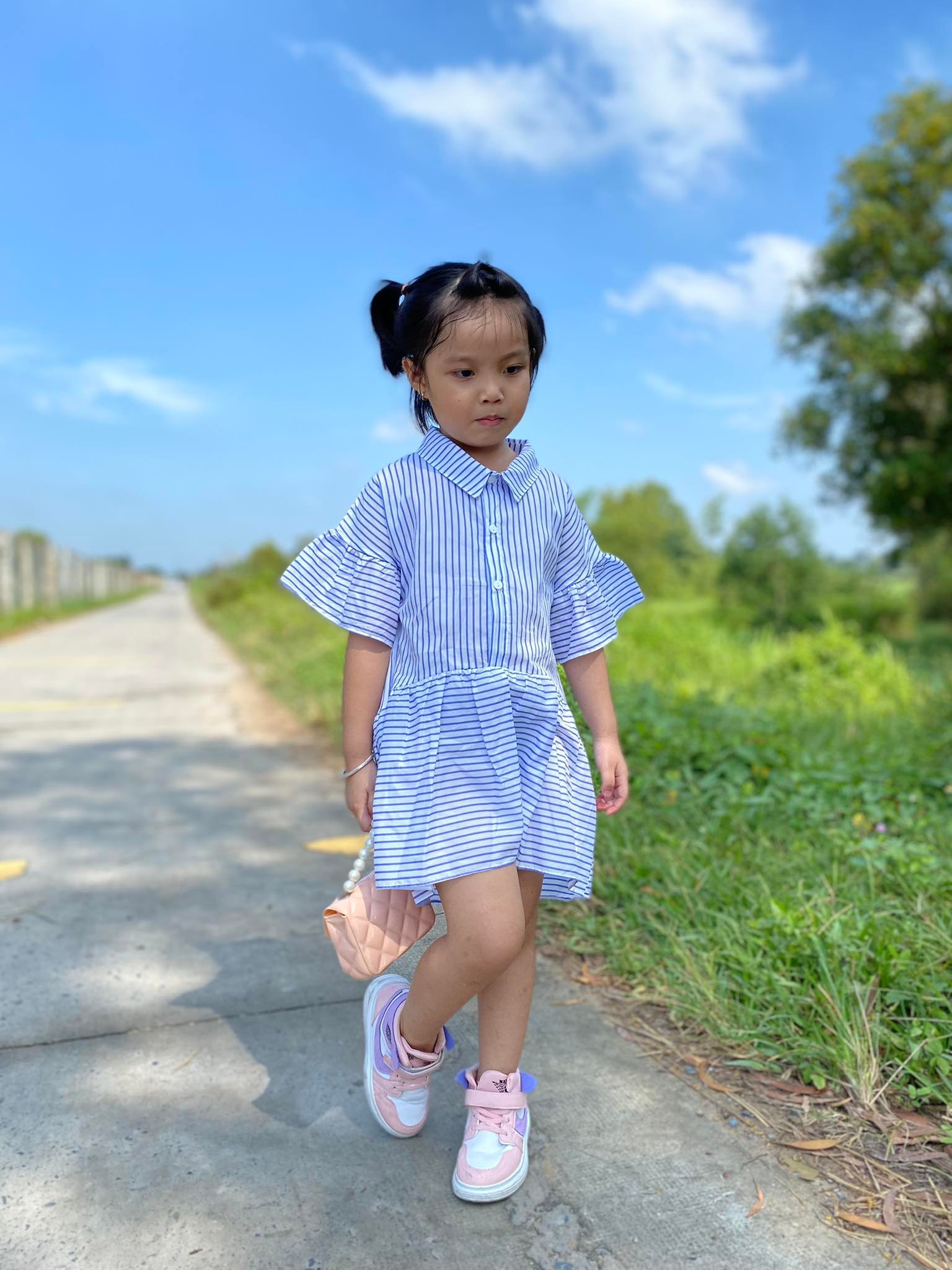 Đầm sơ mi form rộng