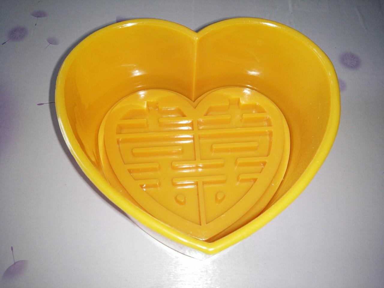 Khuôn nhấn xôi tim chữ Hỷ