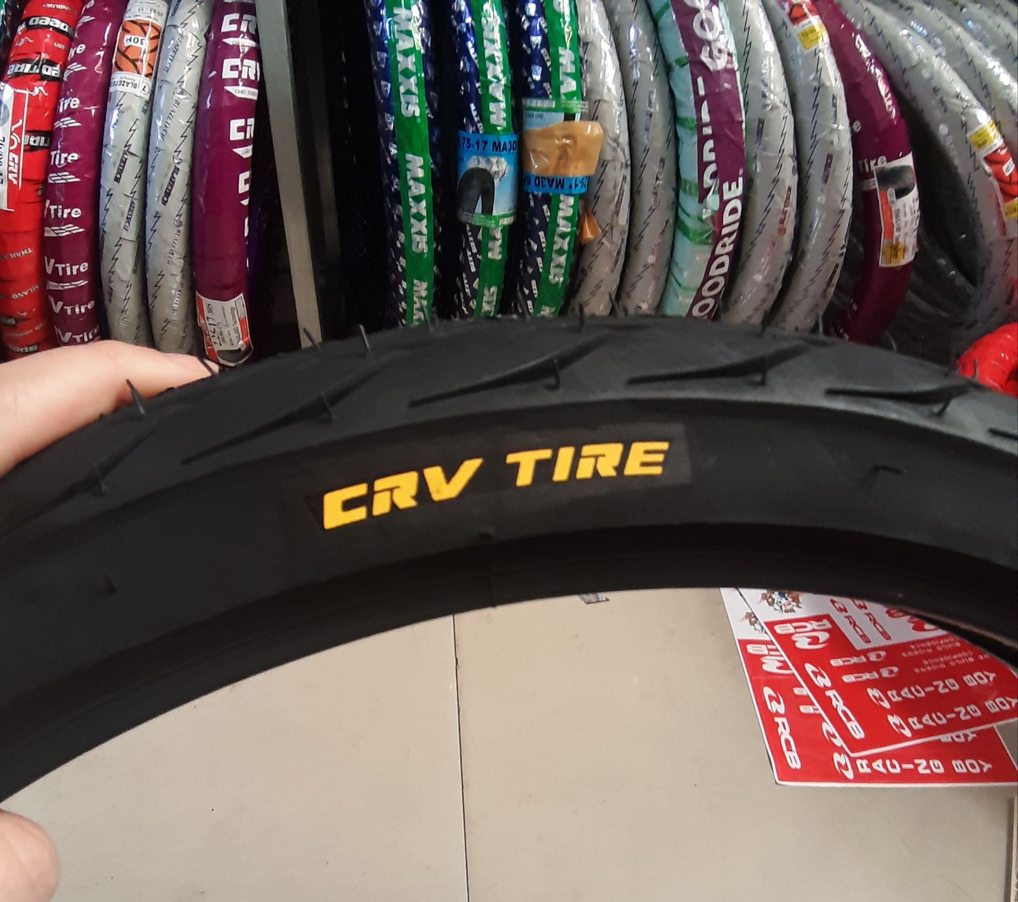 vỏ và ruột CRV  70/90/17